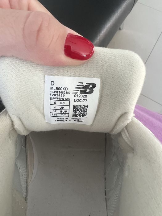 Buty sportowe damskie New balance 9060