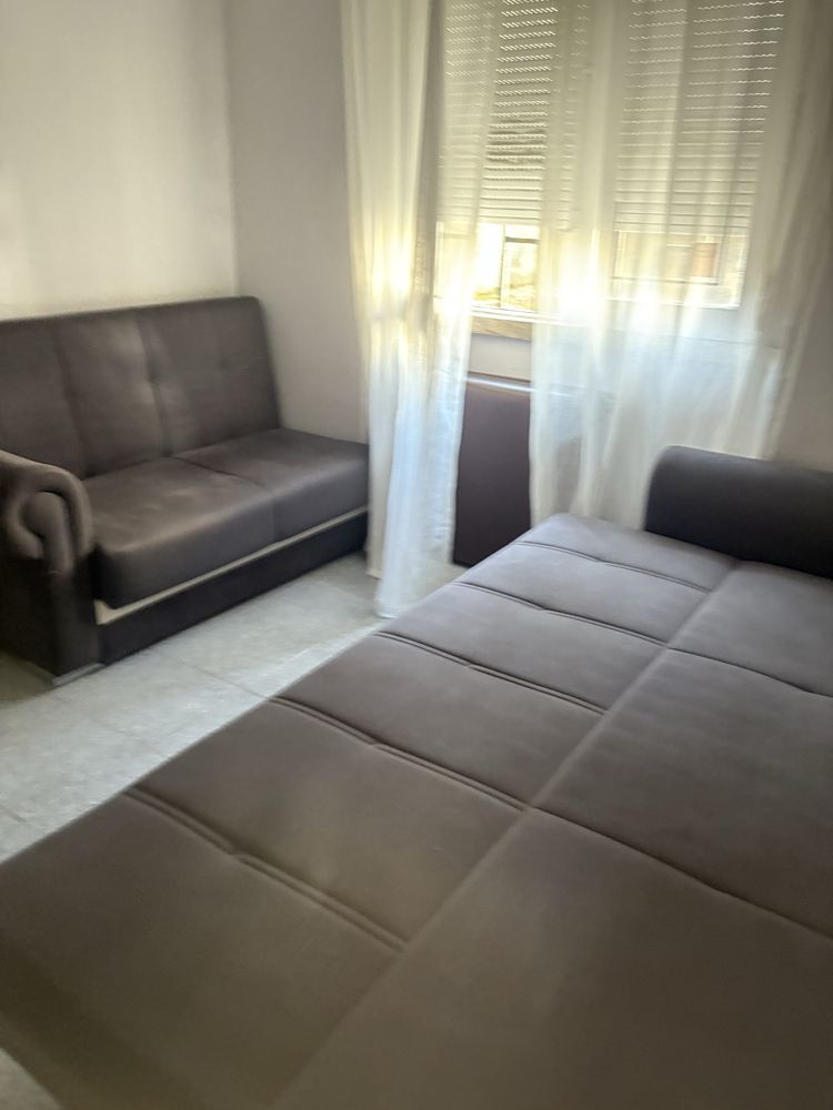 Sofa cama com arrumação