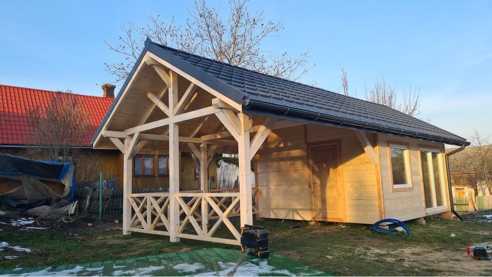 Wiata zadaszenie altana poliwęglan ruchome deseczki uslugi stolarskie