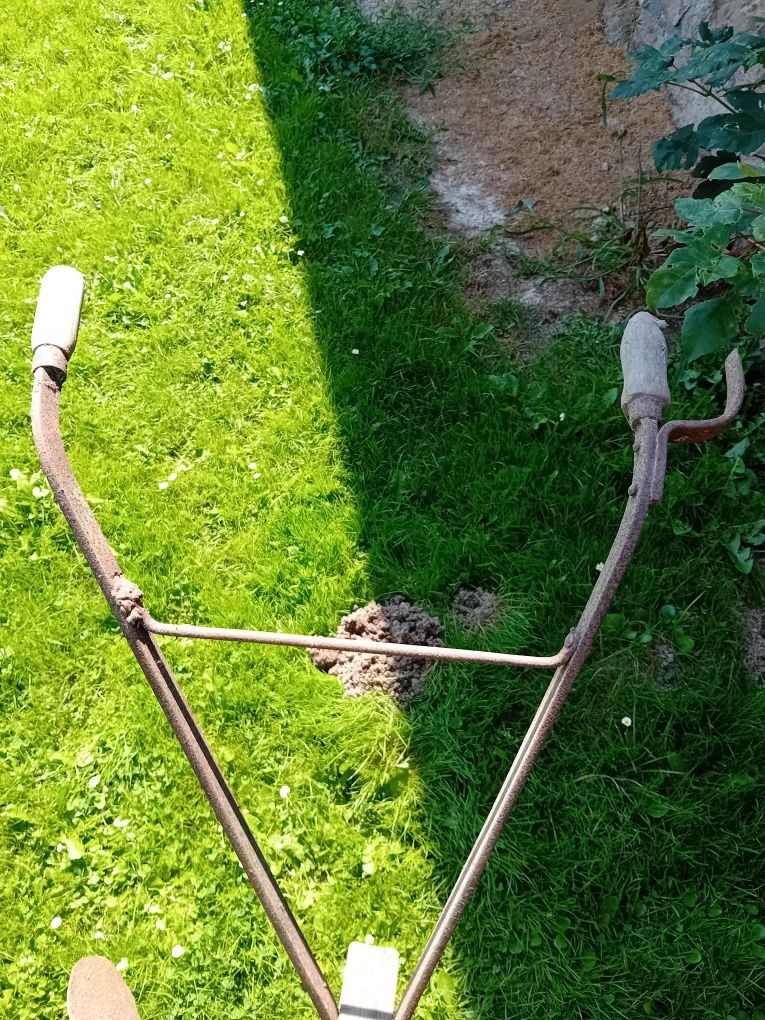 Sprzedam pług konny i wóz konny