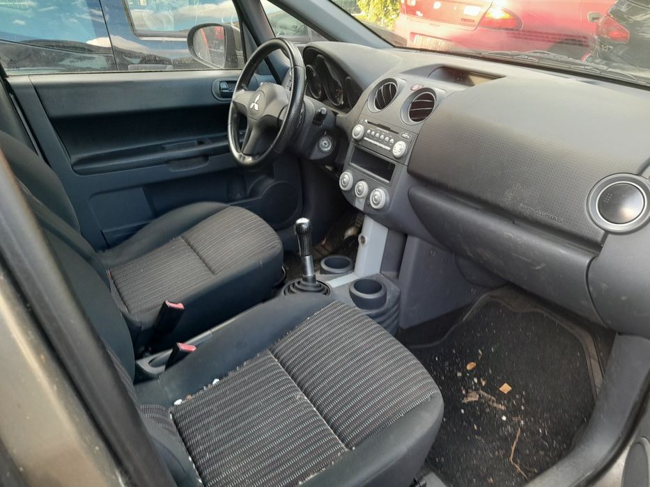 Mitsubishi Colt 1.1 benzyna z de klima 114tys.km 5drzwi