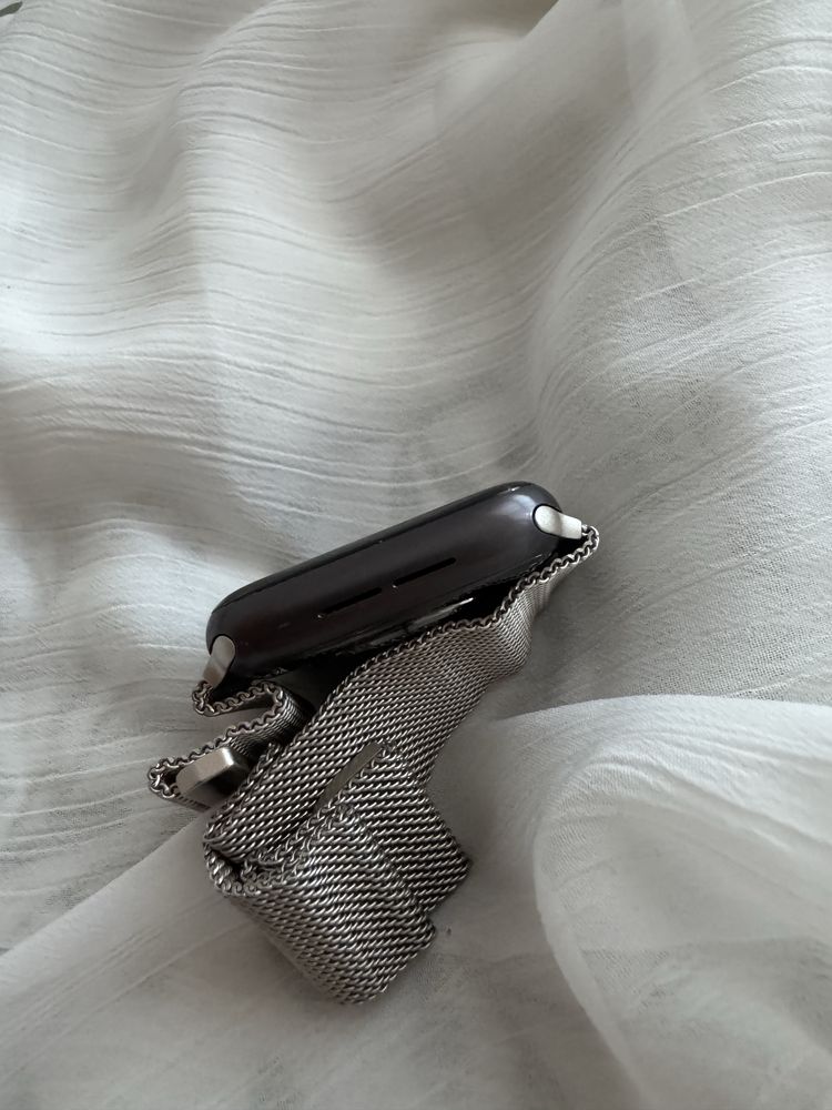 Apple Watch Series 6 (GPS + Cellular) 44mm