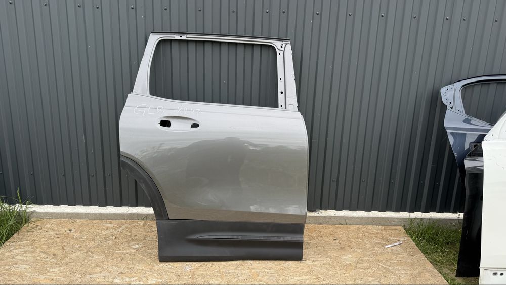 Дверка задня ліва Mercedes - Benz GLB EQB X243 W243 дверь глб двери
