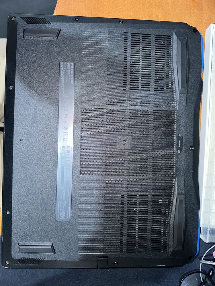 Portatil Acer Predator Helios Neo 16 i9-13900HX RTX 4070 32GB RAM 1TB