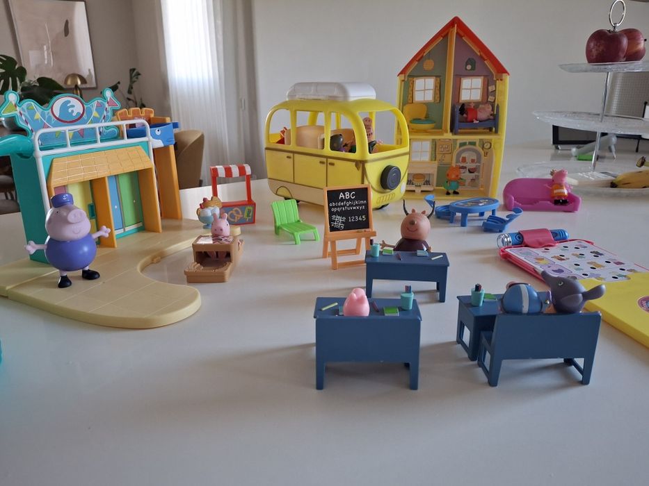 Conjunto brinquedos Peppa