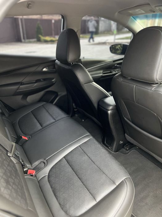 Bolt EV 2023 — 530 км хода и максимум технологий!