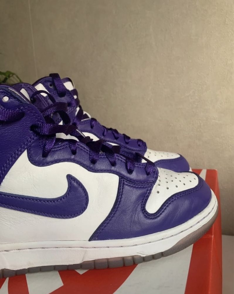 Nike Dunk High SP Varsity Purple (W)