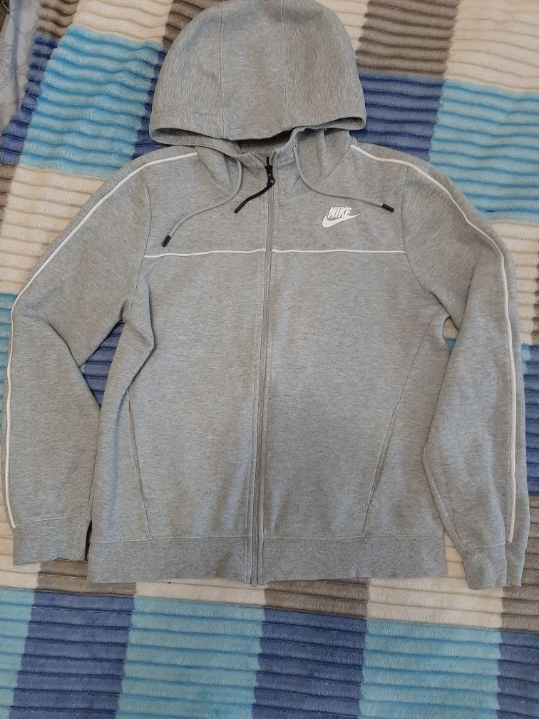 Костюм Nike Sportswear  XS 158cm