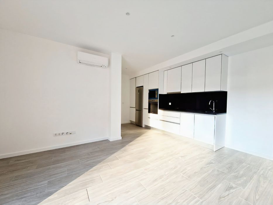 ARRENDAMENTO - T1 Novo no Centro de Pombal | Conforto e Eficiência!