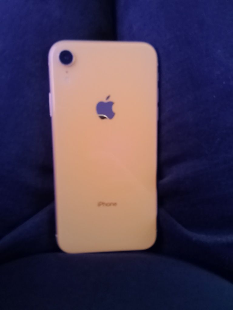 iPhone Xr 64Gb в гарному стані