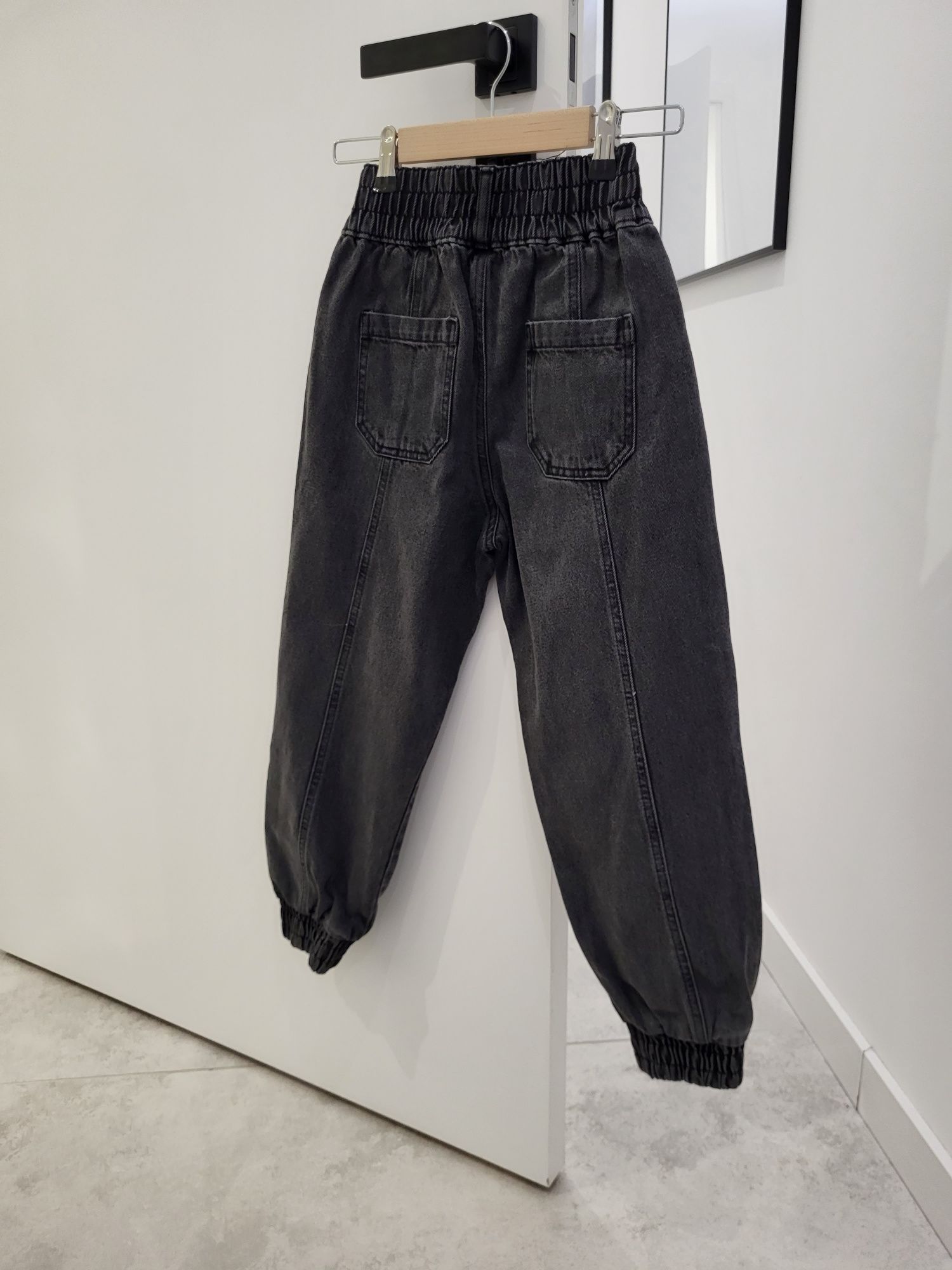 Spodnie Reserved 140 jeansy dżinsy rozszerzane cargo joggersy wide leg