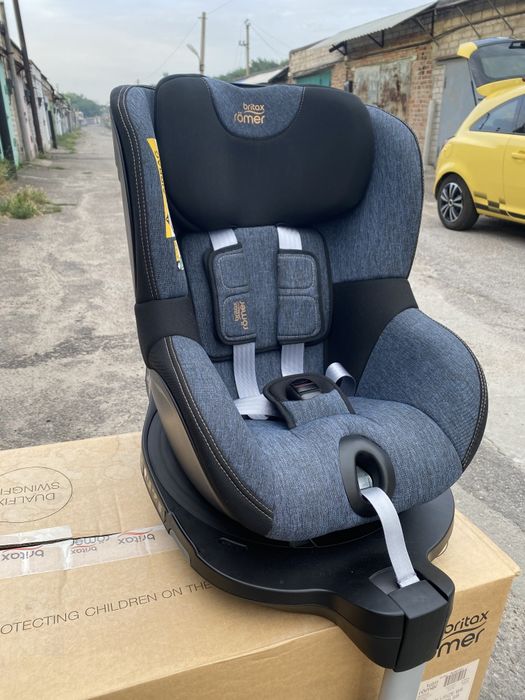 Автокрісло Britax Römer DUALFIX i-SIZE