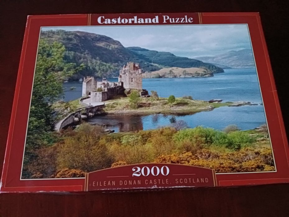 Puzzle Castorland 2000.
