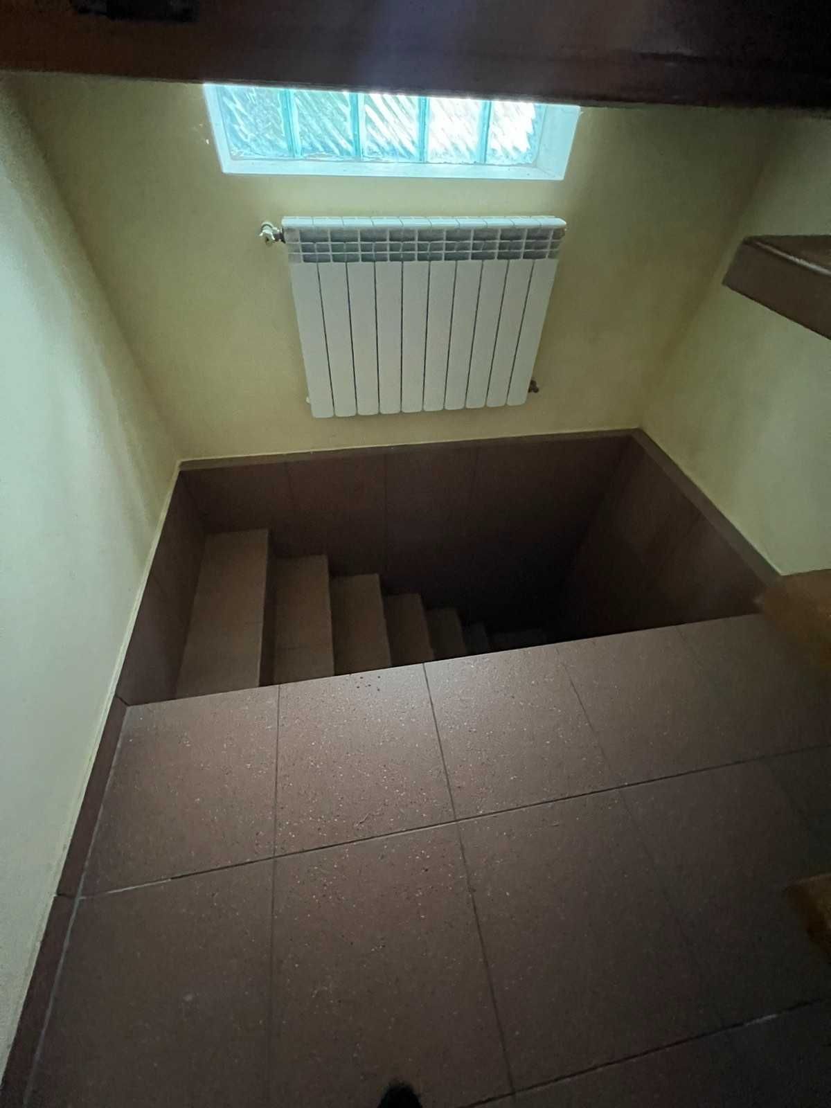 Продається затишний будинок у Крихівцях