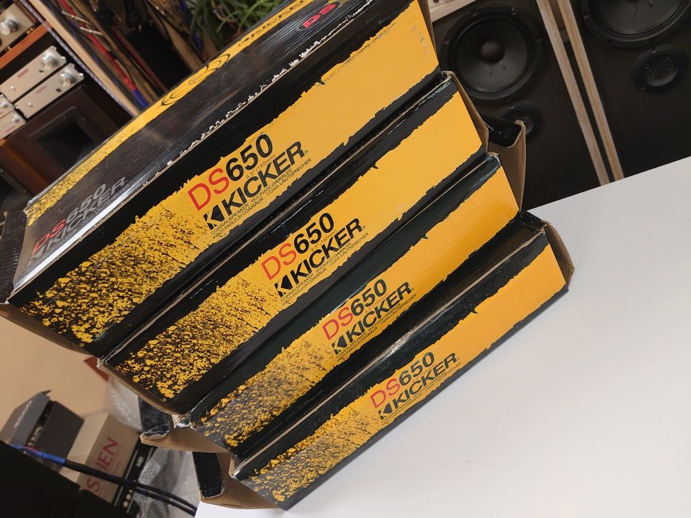 Динамики автомобильные коаксиальные 16,5см. Kicker DS650