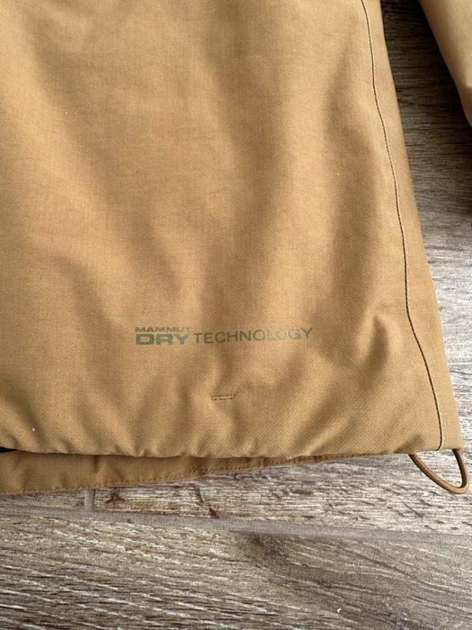 Змова куртка Mammut