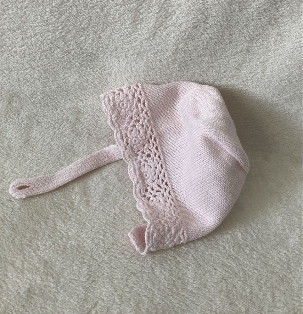 Czapeczka niemowlęca