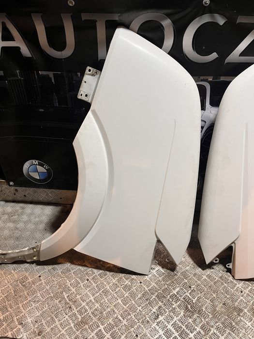 Vw crafter blotnik prawy lewy bialy