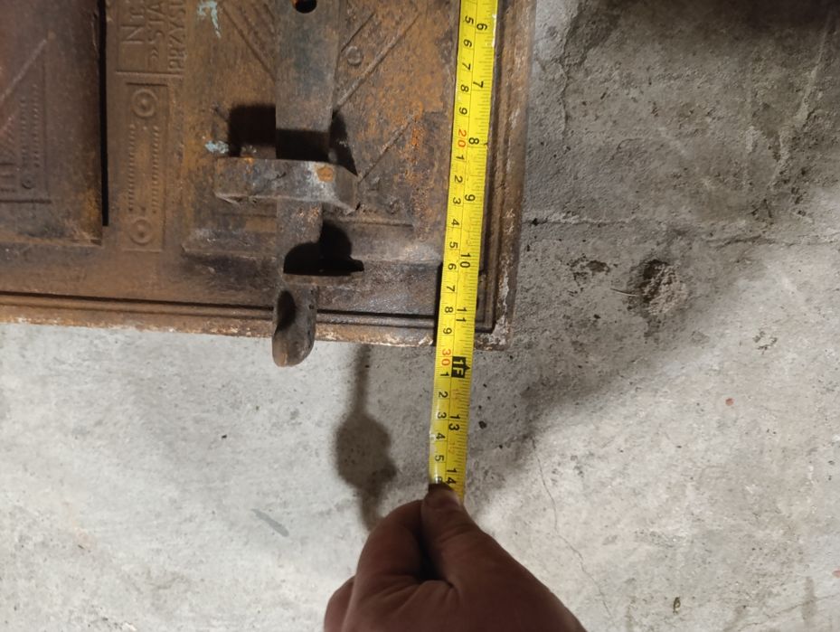 Drzwiczki do pieca kaflowego wędzarni