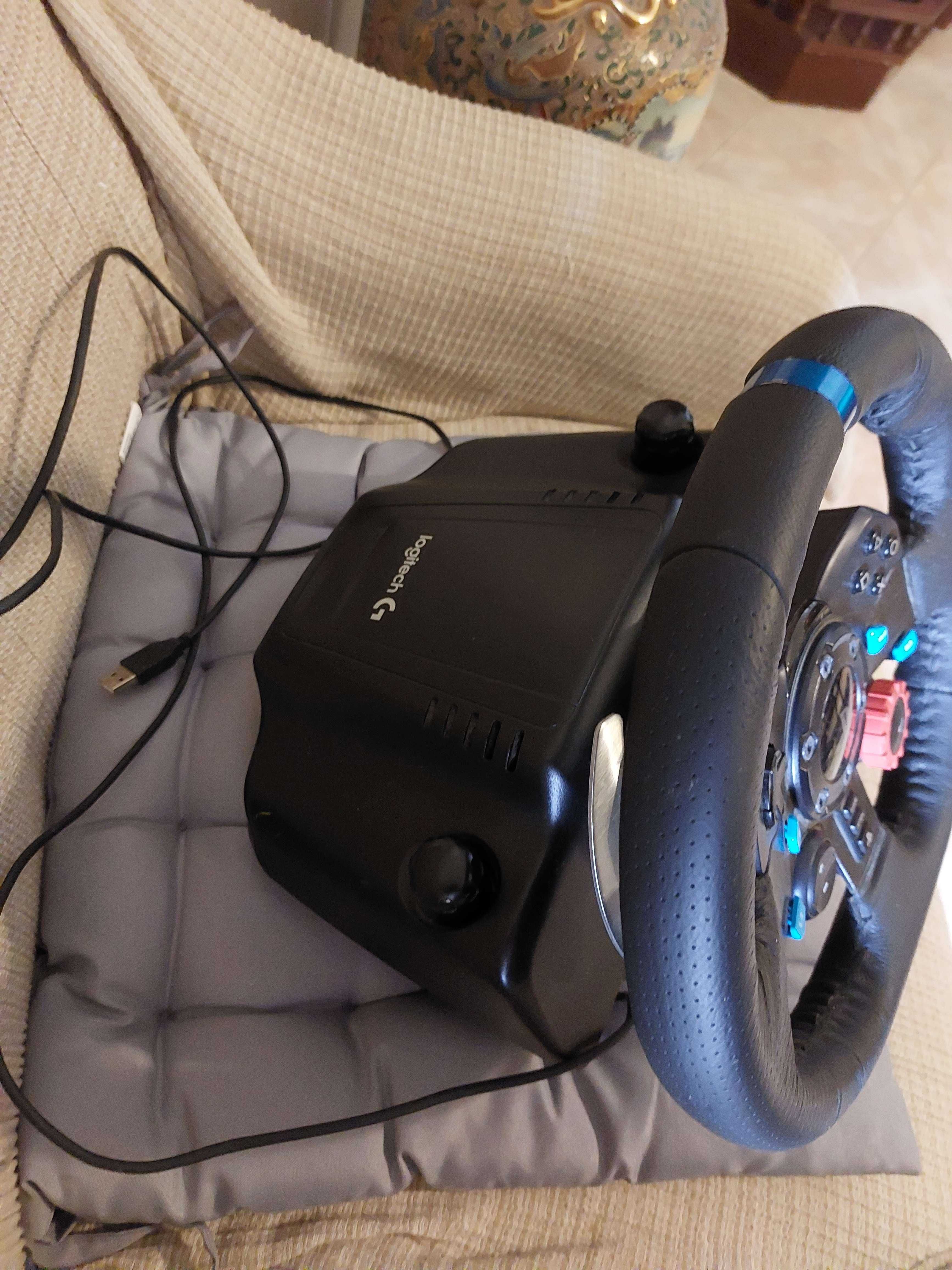 Volante + Pedais LOGITECH G29 Driving  (Multiplataforma - Preto)