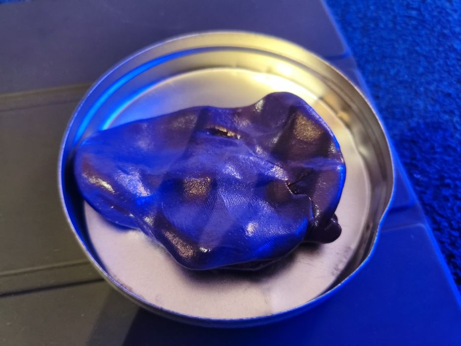 Ultra-plastelina fioletowa nieużywana
