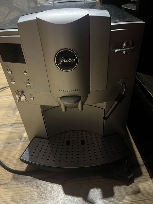 Кавомашина jura e65