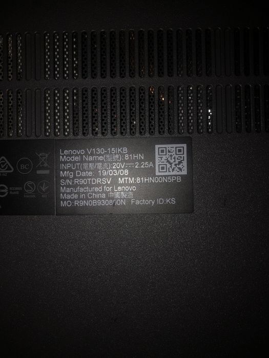 Laptop lenvo V130–15ikb