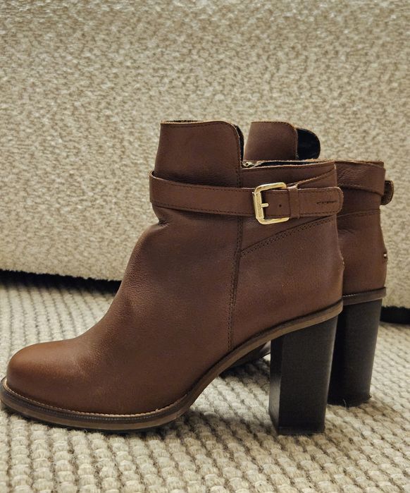 Brązowe Botki na słupku Tommy Hilfiger roz.40 Skóra