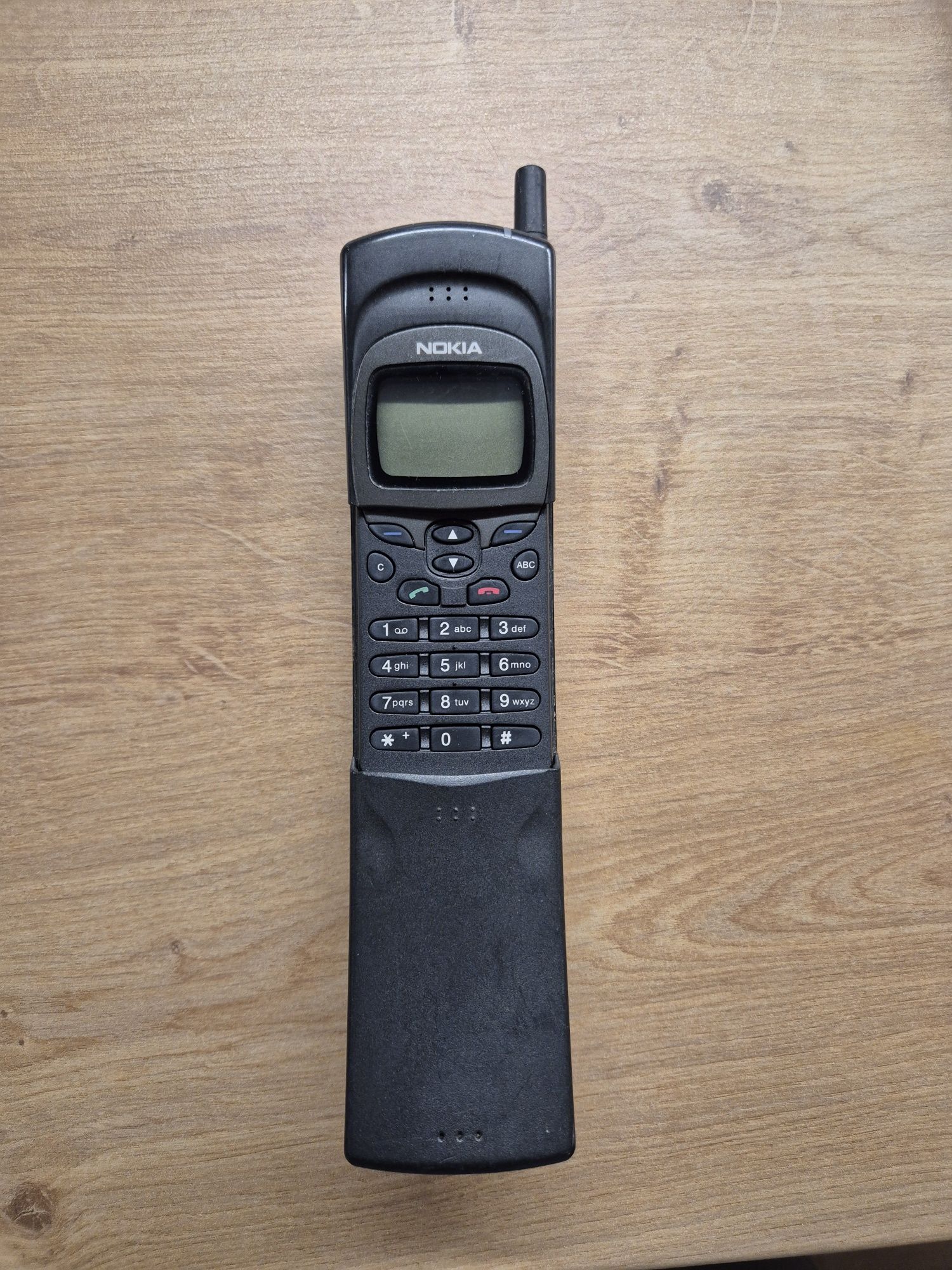 Telefon komórkowy Nokia 8110 NHE-6BX