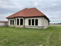 Будинок 1000 м2 ділянка 25 сотин приватизована Закарпаття село Геча