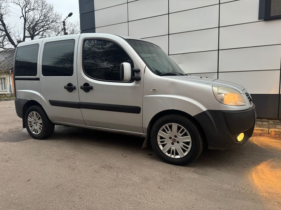 Продам Фиат добло Пасажир 5-ти местный  машина очень хороший состояние