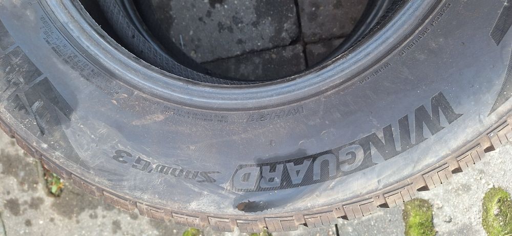 2 opony zimowe 215x70x16 Nexen