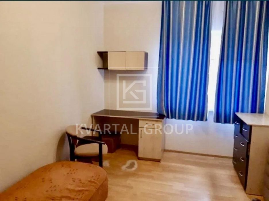 Двокімнатна з ремонтом біля парку, 2к квартира в центрі