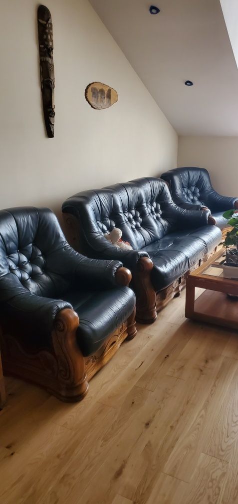 Шкіряний массивний дубовий диван, плюс два крісла