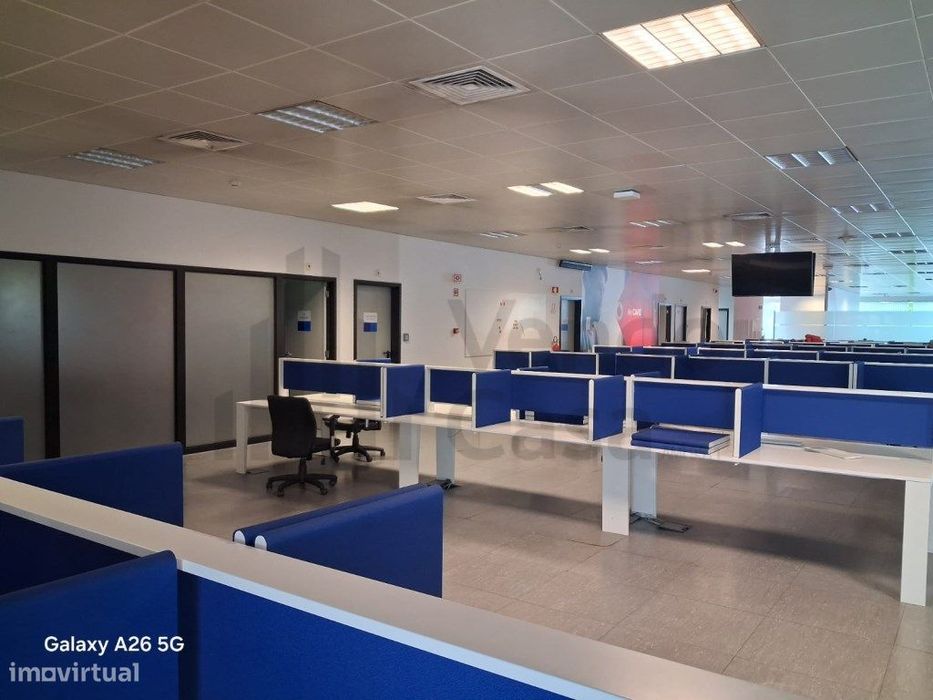 Arrenda-se Espaço Comercial - Braga