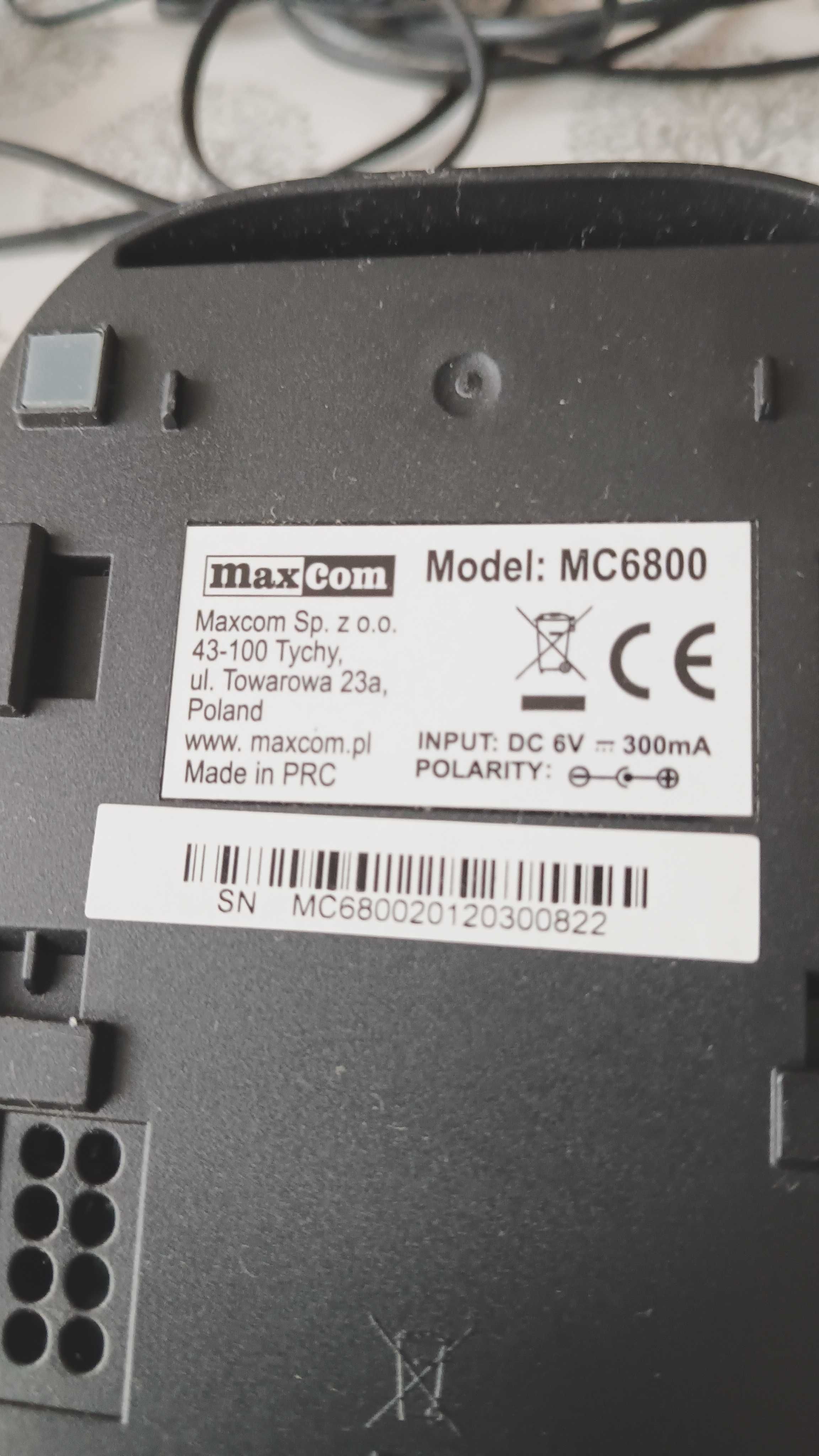Telefon stacjonarny bezprzewodowy  MaxCom modelMC6800