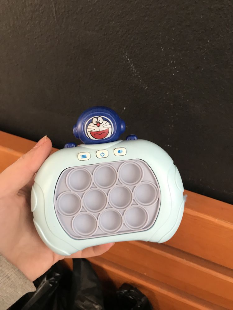 Zabawka fast push dla dzieci