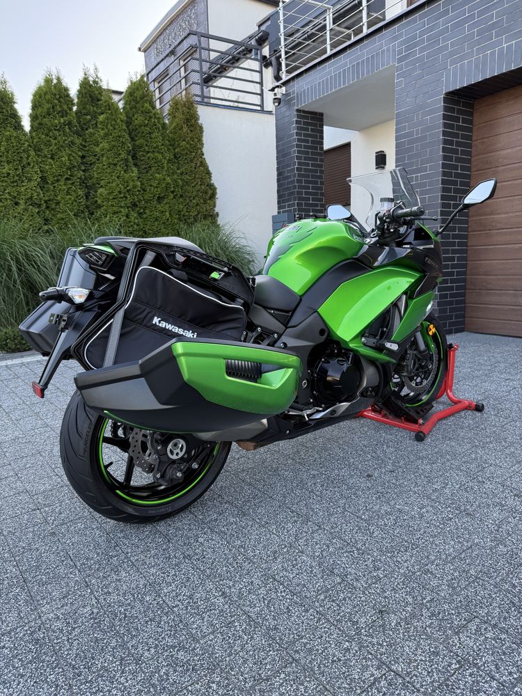 Kawasaki z1000sx 2017r jeden właściciel od nowości stan wzorowy