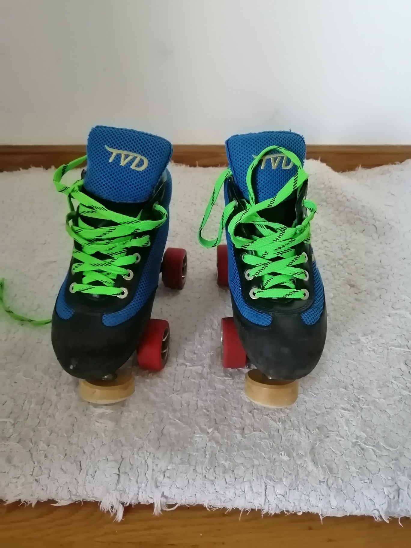 Patins de 4 rodas TVD Tamanho 42