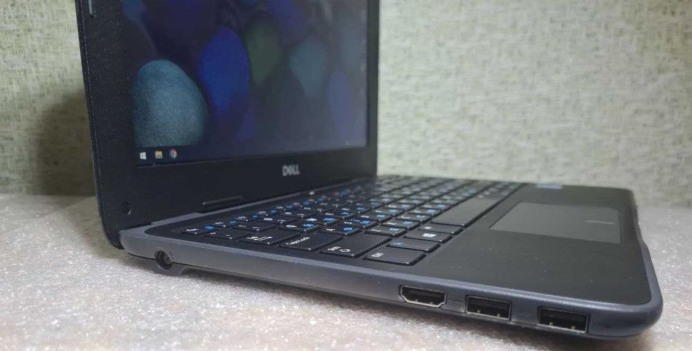 Ноутбук Dell Latitude 3190/Pentium Silver 4 ядра/256 SSD/W11 ліцензія