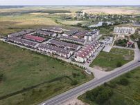 Зданий таунхаус с. Ременів з гаражом 3 поверхи площа 240м2