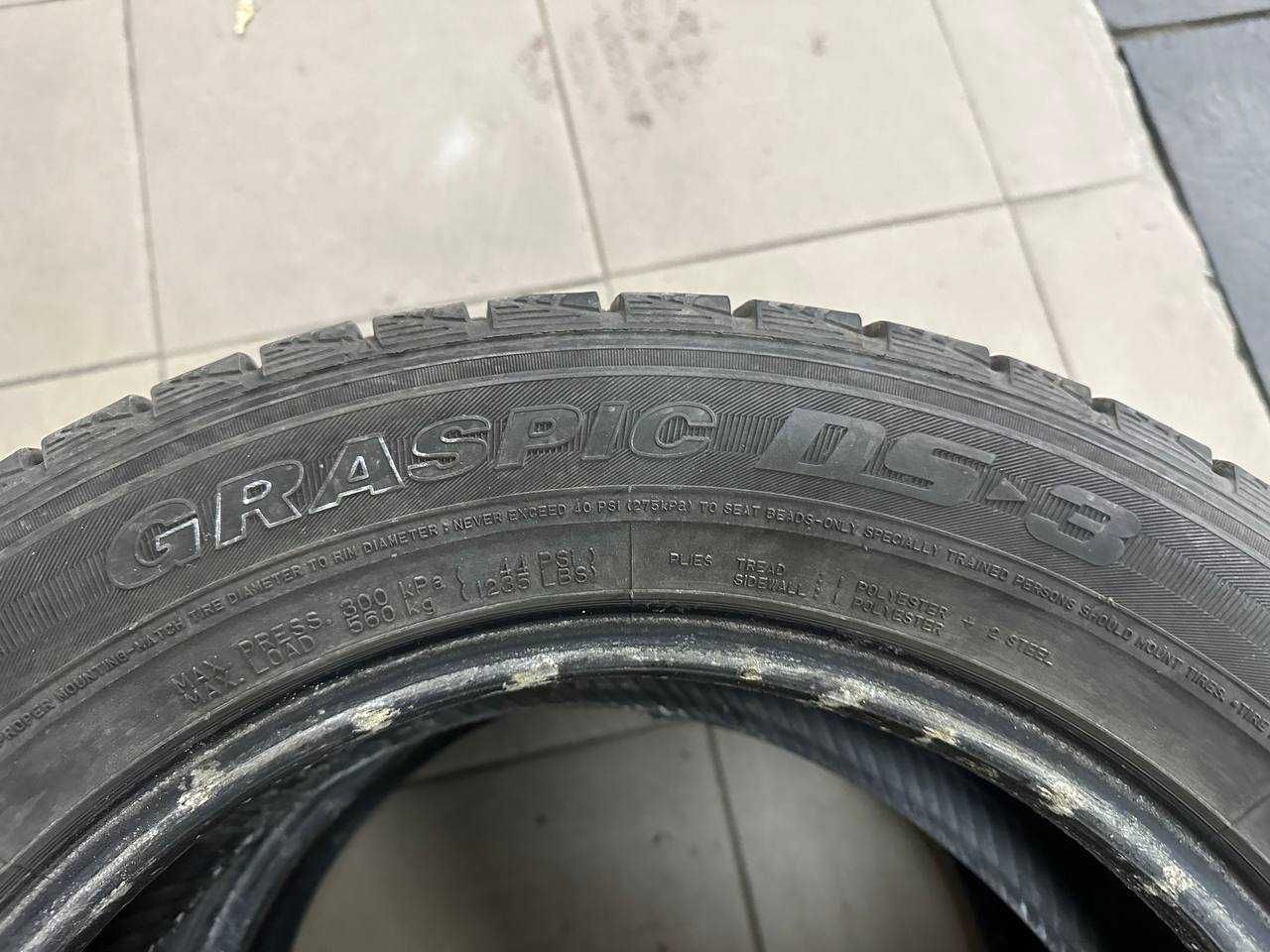 Зимние шины резина Dunlop Graspic DS3 195/60 R15