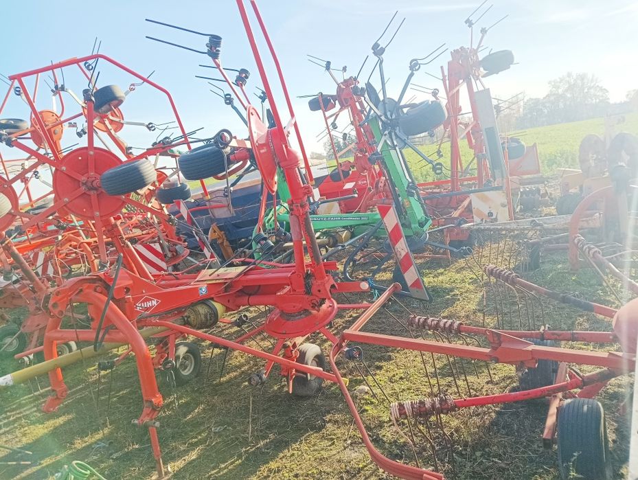 Przetrząsarka  do siana 4,  6 , 8 gwiazdowa zgrabiarka kuhn Krone