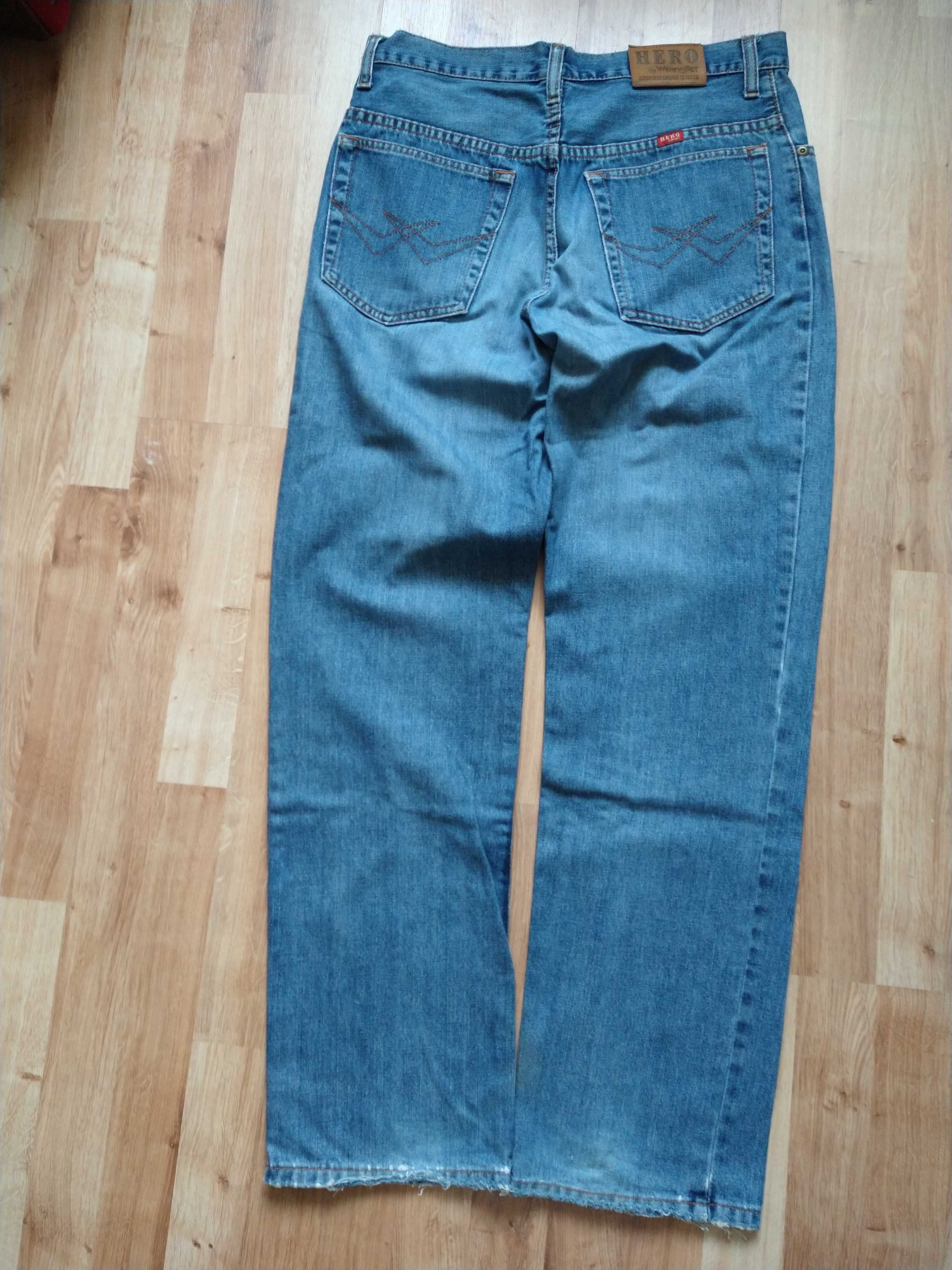 Spodnie Wrangler Hero Jeans. Używane. Męskie.