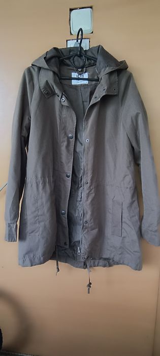 Продам   куртку              .