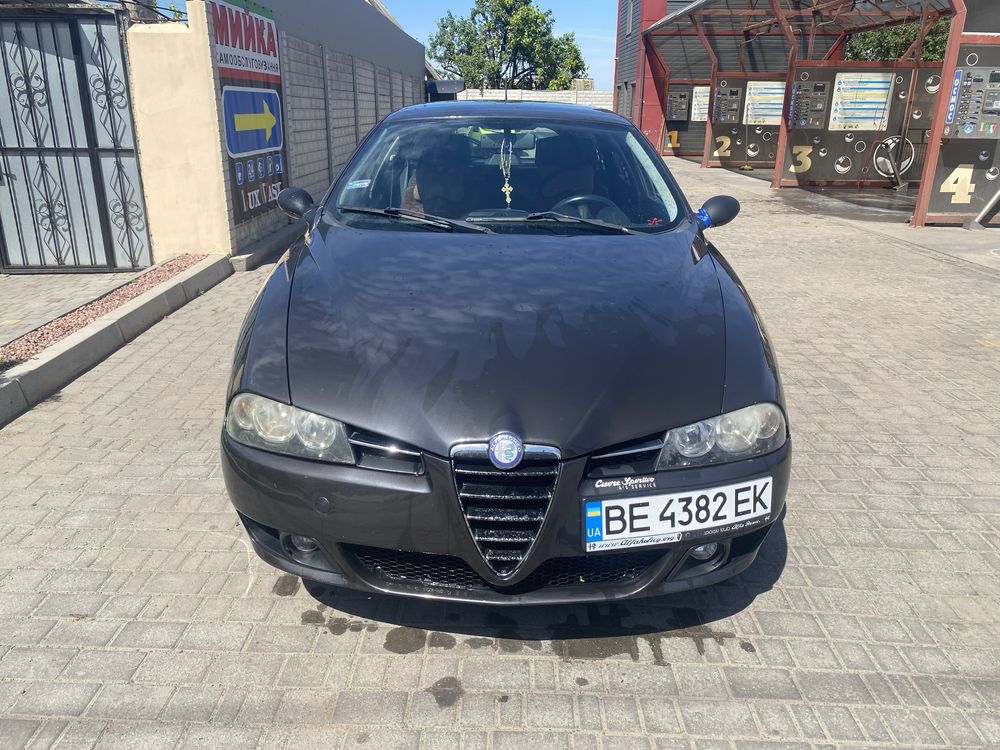 Alfa Romeo 156 в класному стані