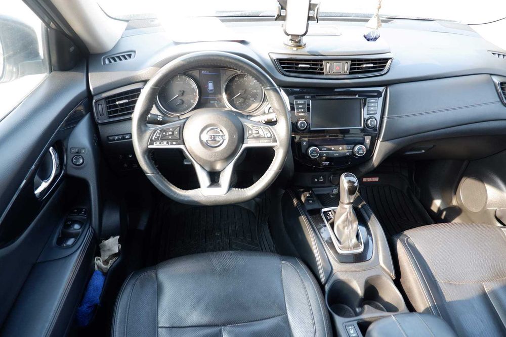 Nissan Rogue 2020 року