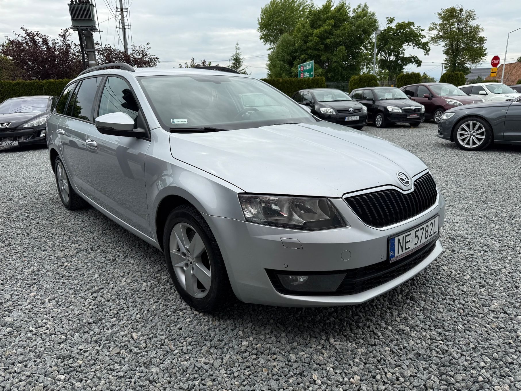 Skoda Octavia 4X4 Automat Alu Tempomat Roleta Relingi Klimatronic Podgrzewane Fotele
