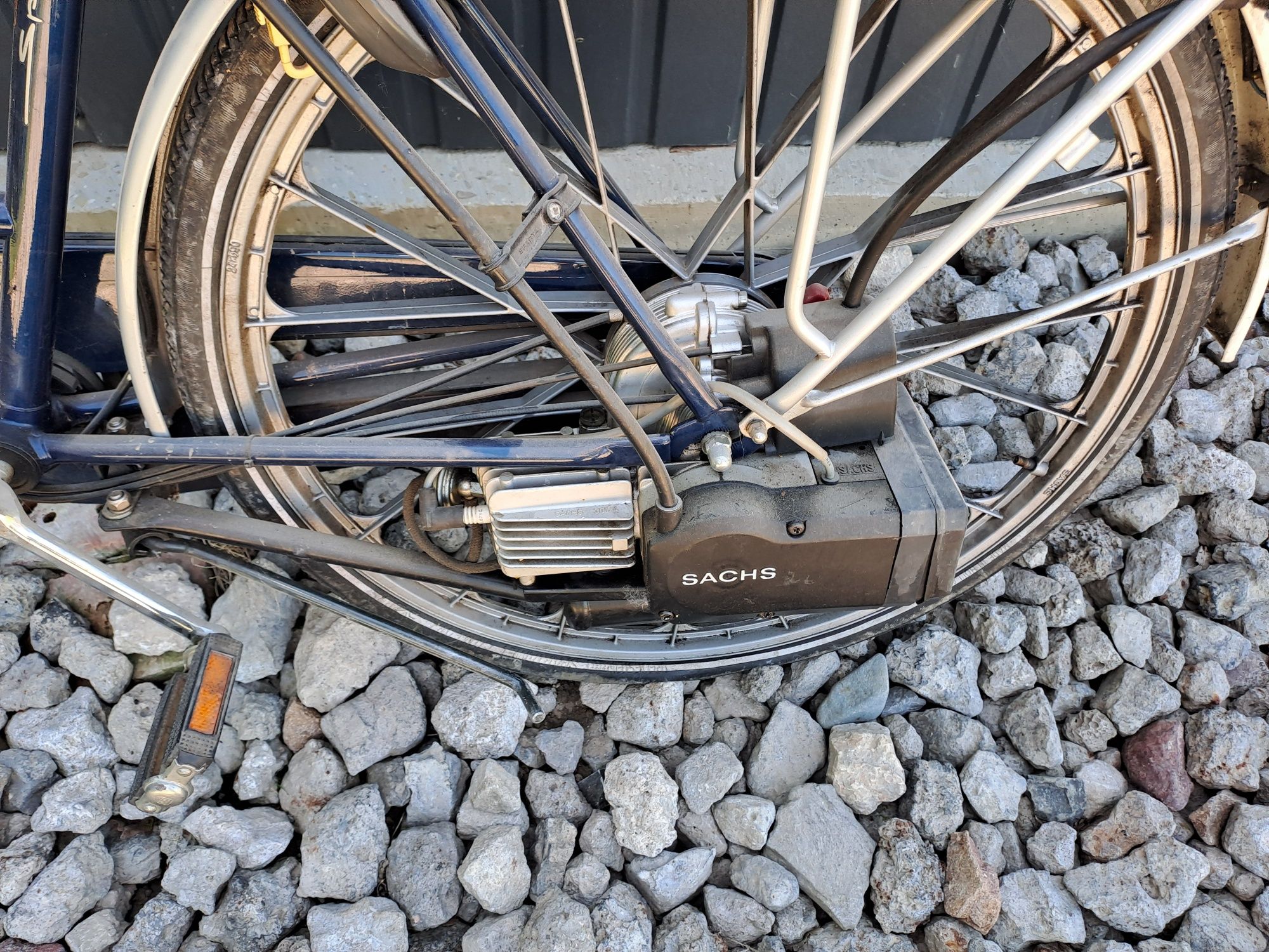 Rower Sparta ze silnikiem spalinowym