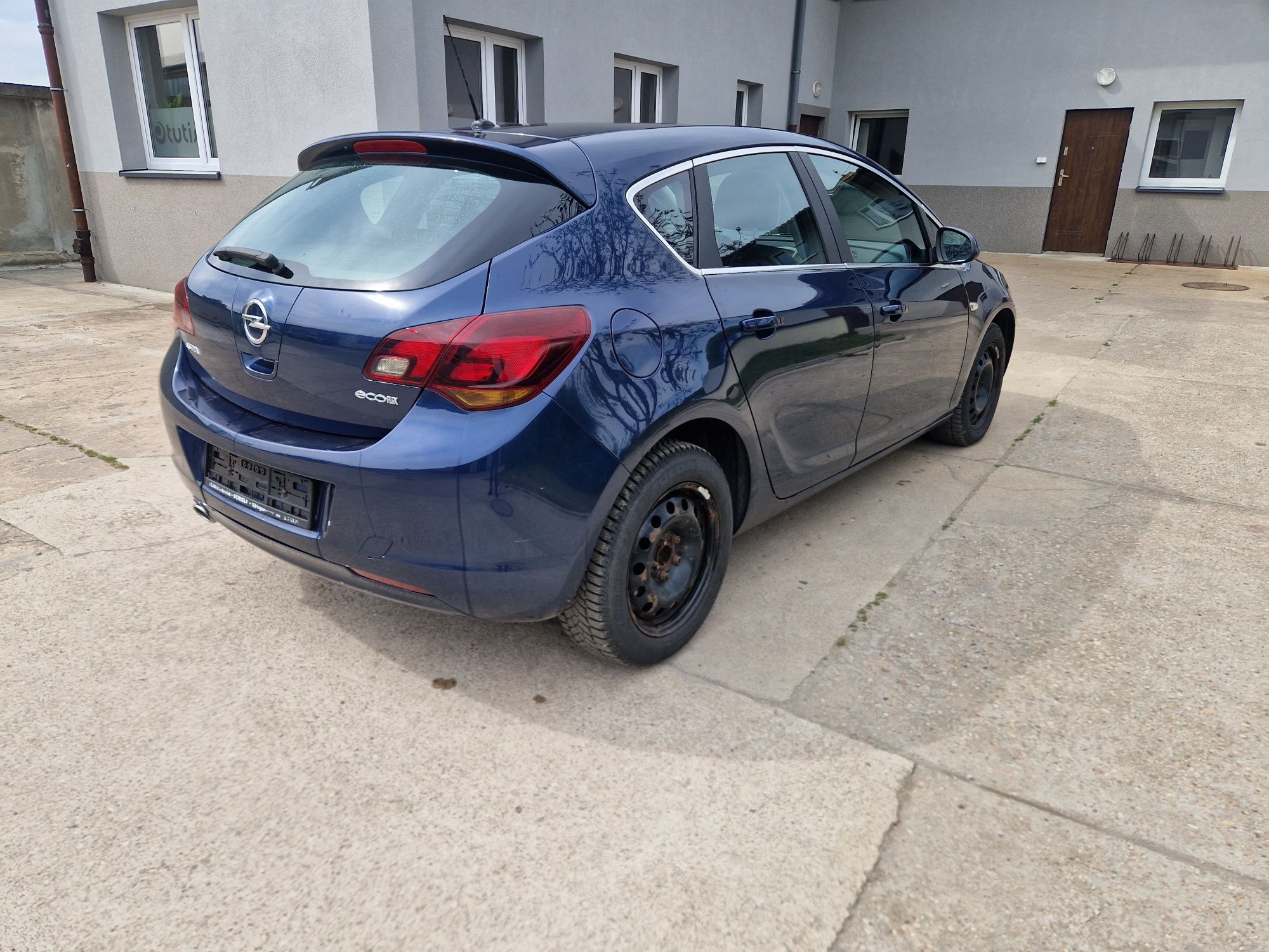 Opel astra J 2.0 CDTI 170KM